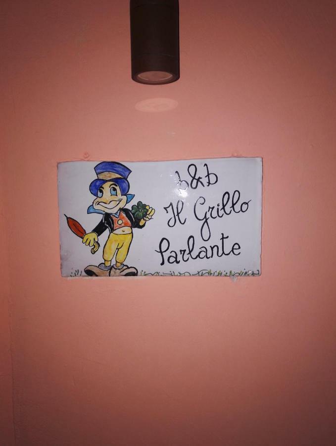 Il Grillo Parlante Bed & Breakfast Surbo ภายนอก รูปภาพ