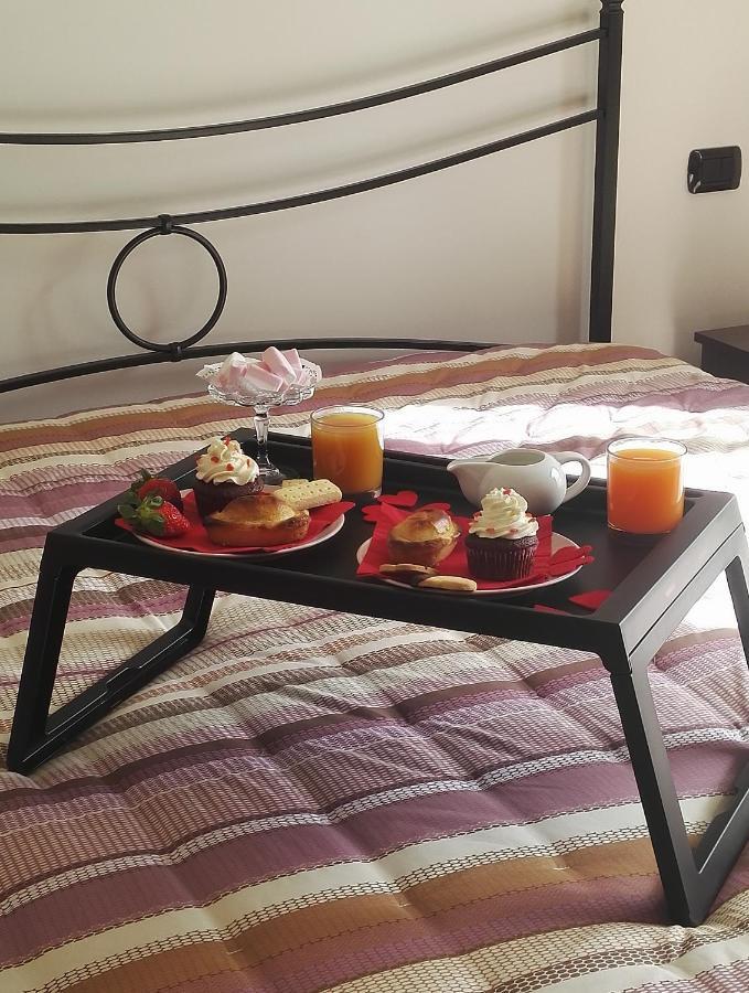 Il Grillo Parlante Bed & Breakfast Surbo ภายนอก รูปภาพ